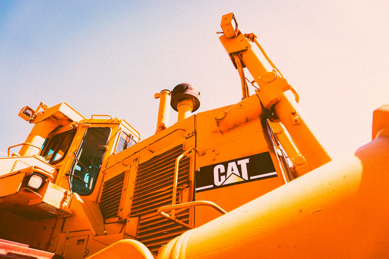 CHAS Transportation Case Study: Heavy Equipment Fleet Digitalization from Manual Orders to an Operational App